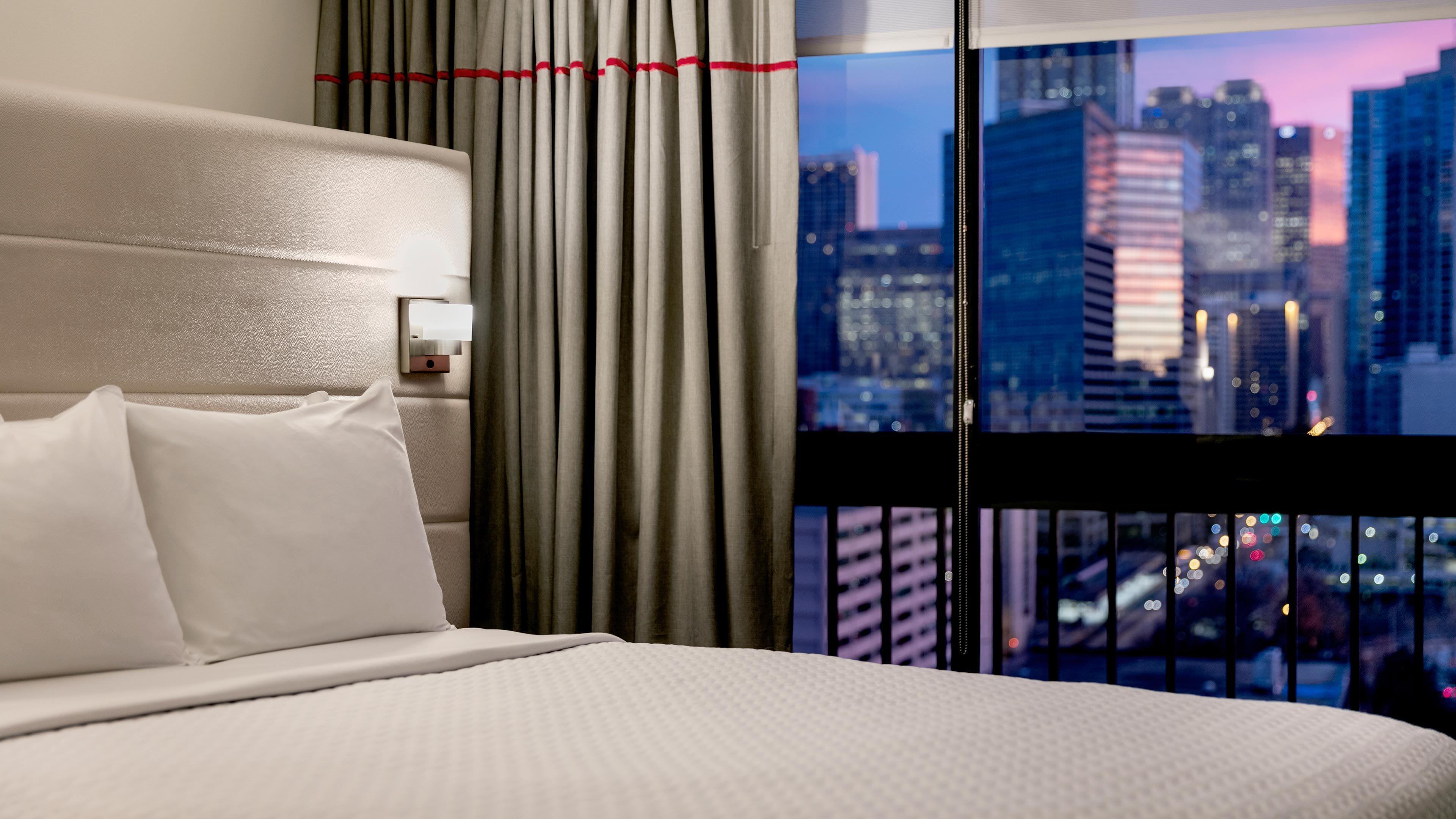 Crowne Plaza Atlanta - Midtown By Ihg Hotel Exterior photo