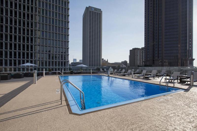Crowne Plaza Atlanta - Midtown By Ihg Hotel Exterior photo